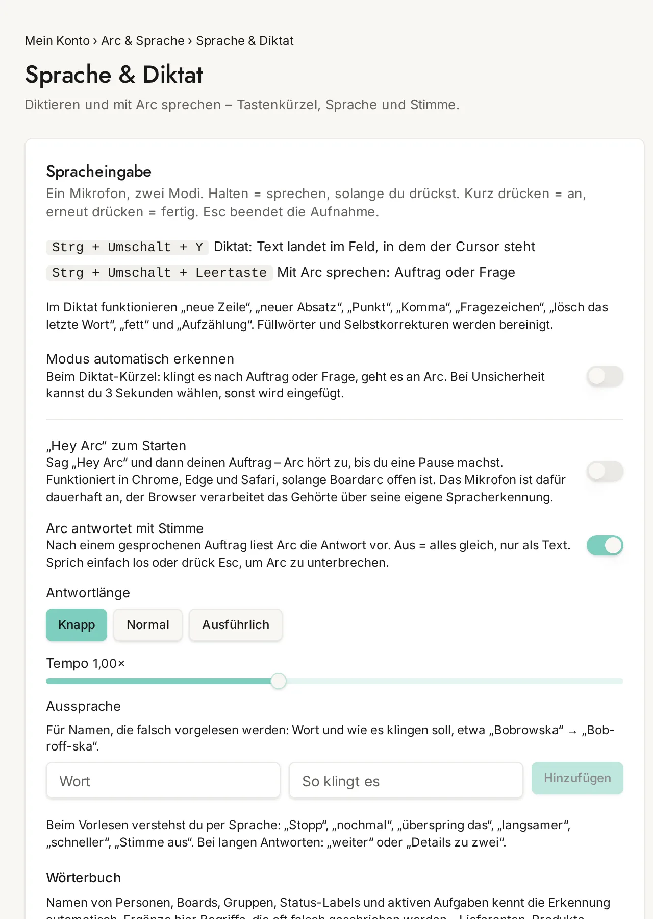 Einstellungen für Diktat, Arc-Sprachbefehle, Hey Arc und Aussprache